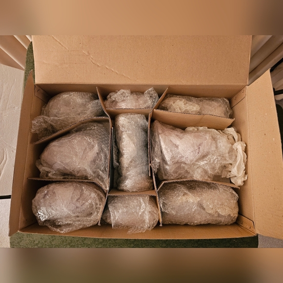 Vintage Enesco "And There Were Shepherds"  Porcelain Nativity Set - Picture 7 of 7